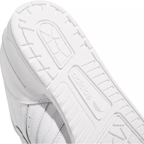 adidas Men's Rivalry Low Shoes size 10 no box - Picture 11 of 13